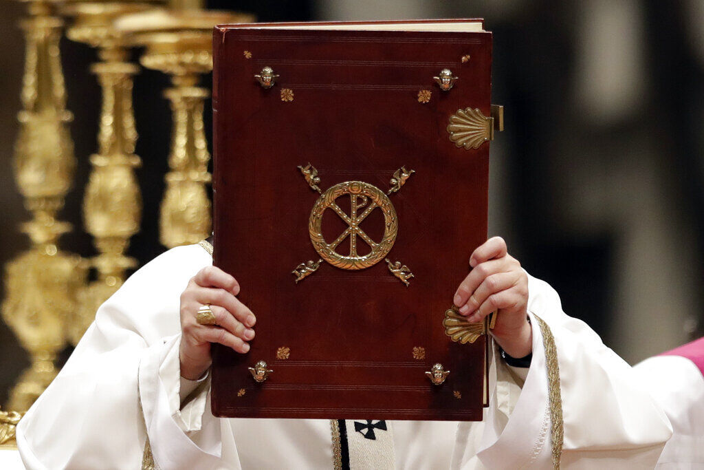 APTOPIX Vatican Pope Christmas